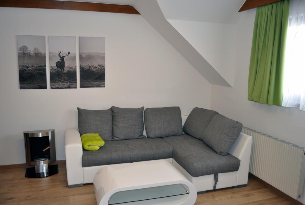 Mathiasl Panorama Ferienwohnungen ボーデンスドルフ 部屋 写真